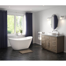 Maax 107510-000-001-000 - Mahaba 60 x 29 Acrylic Freestanding Oval Center Drain Bathtub in White