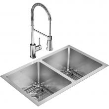 Elkay EFRU311810TFC - 16 Gauge Stainless Steel 30.75'' x 18.5'' x 10'' 50/50 Double Bowl U